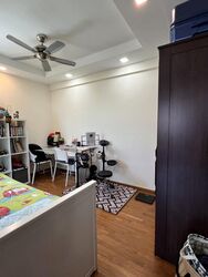 The Esparis (D18), Condominium #520135491